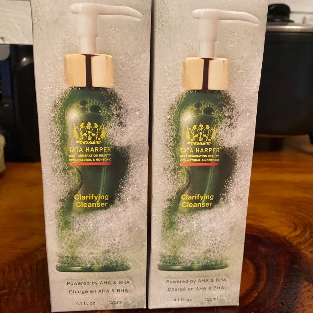 Bundle of 2 Tata Harper Clarifying cleanser
